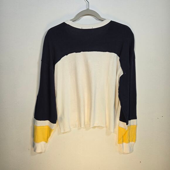 Women's '47 Cream Notre Dame Fighting Irish T-Shirt. Size Medium. - Picture 2 of 7